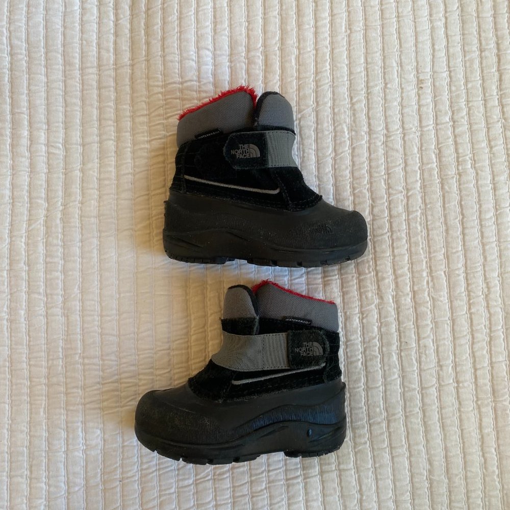 North Face Winter Boots - Size 7